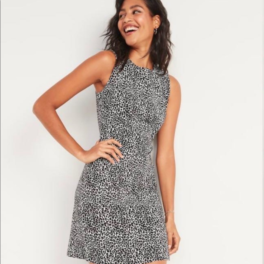 New Without Tag Old Navy Sleeveless Animal Print Dress